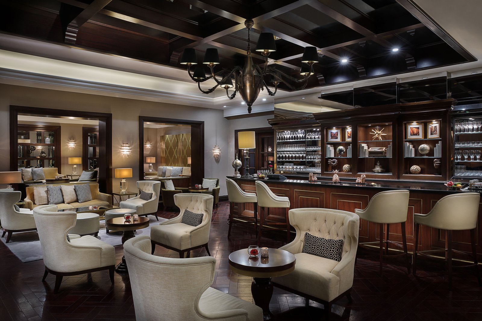 The Ritz-Carlton, Dubai, eat & drink