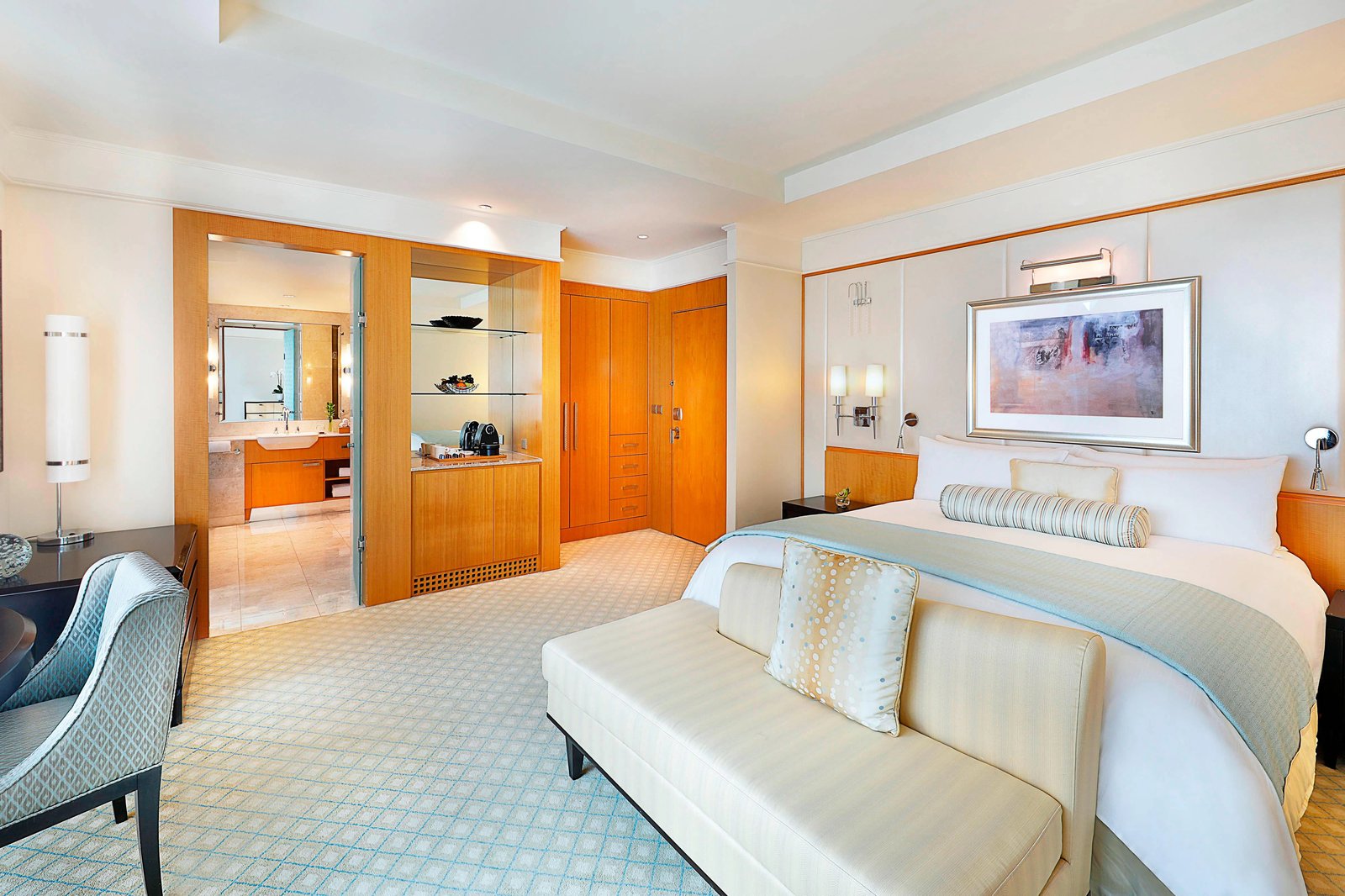 The Ritz-Carlton, Dubai International Financial Centre, rooms