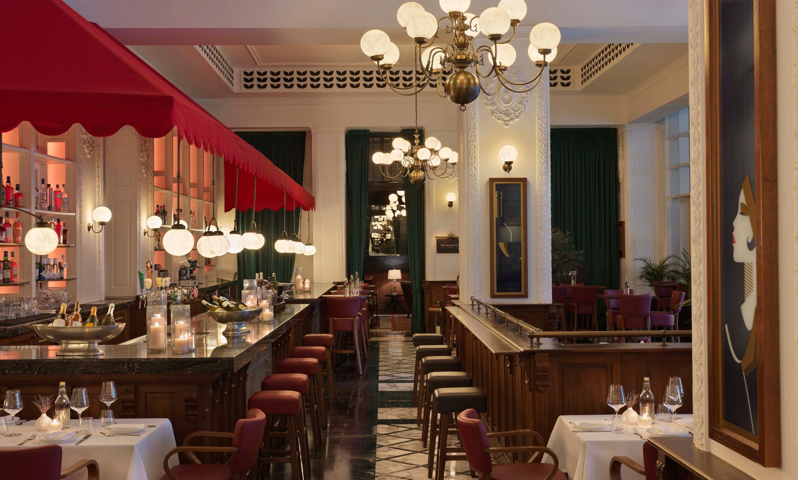 The Ritz-Carlton, Dubai International Financial Centre, eat & drink