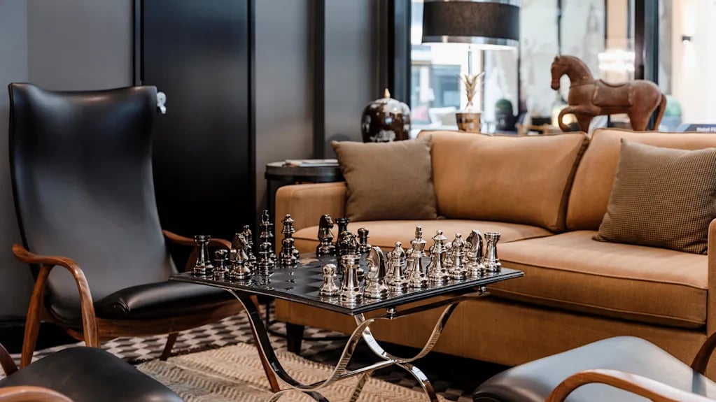Hotel F6 — eat & drink