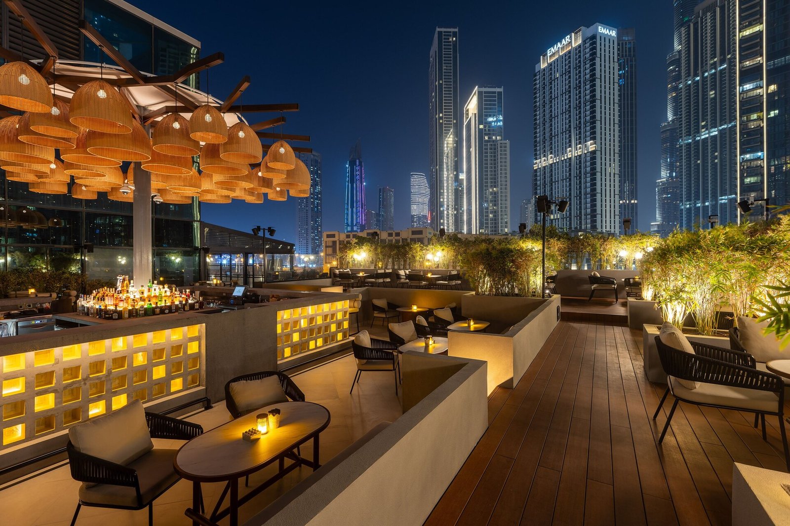 Taj Dubai, eat & drink