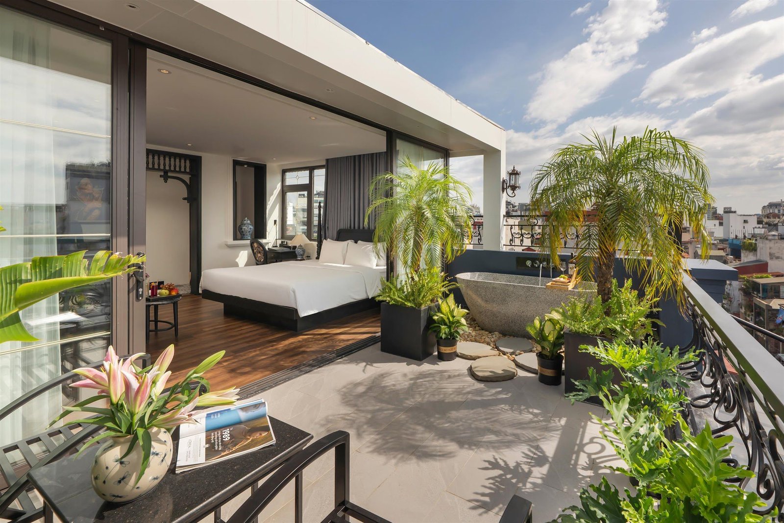 Hanoi Le Chateau Hotel & Spa, vibe