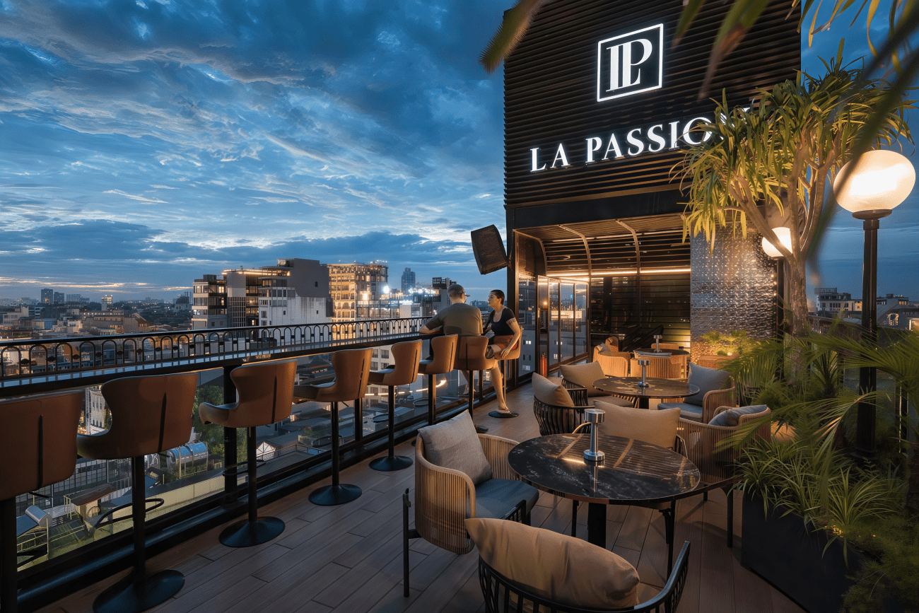 La Passion Premium Cau Go Hotel, eat & drink