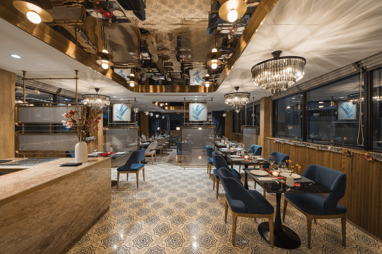 La Passion Premium Cau Go Hotel, eat & drink