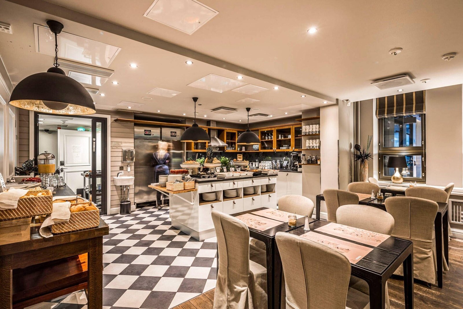 Hotel Fabian — eat & drink