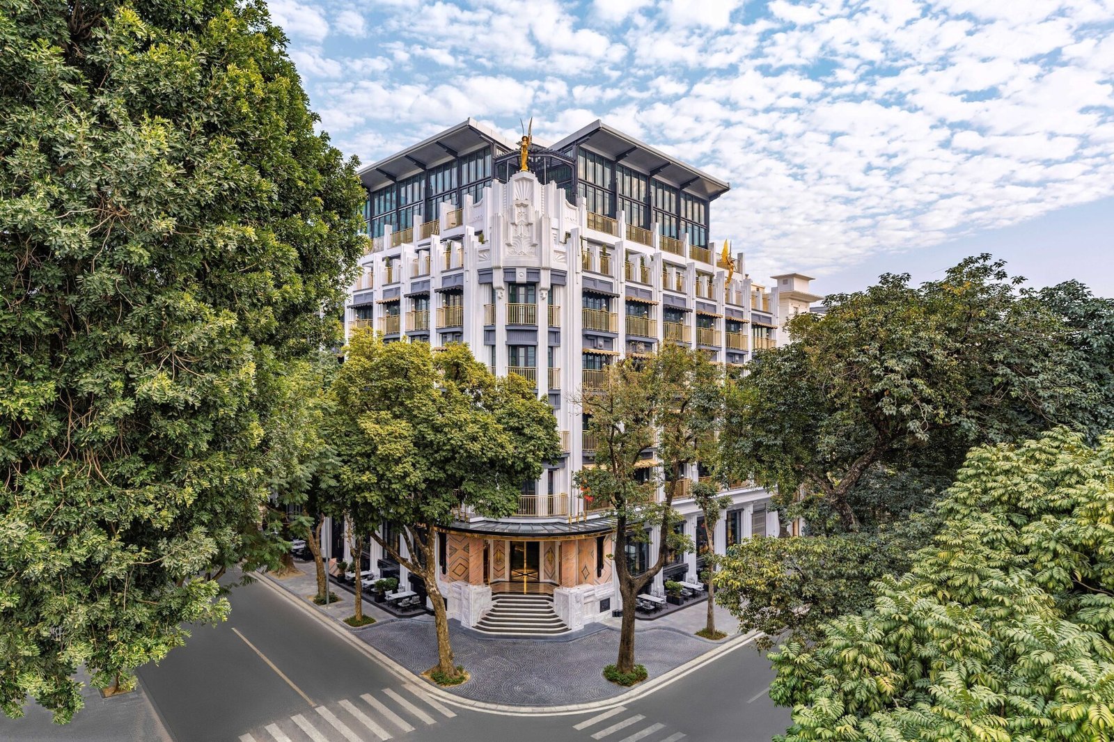 Capella Hanoi, backstory