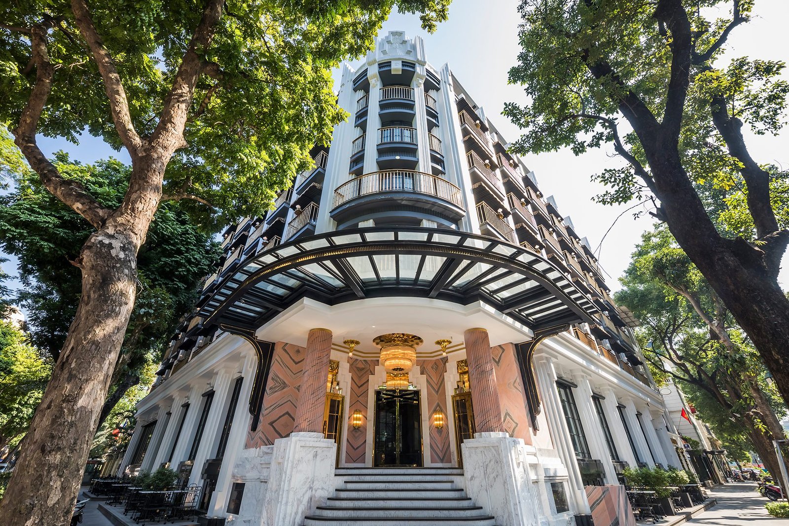 Capella Hanoi, backstory