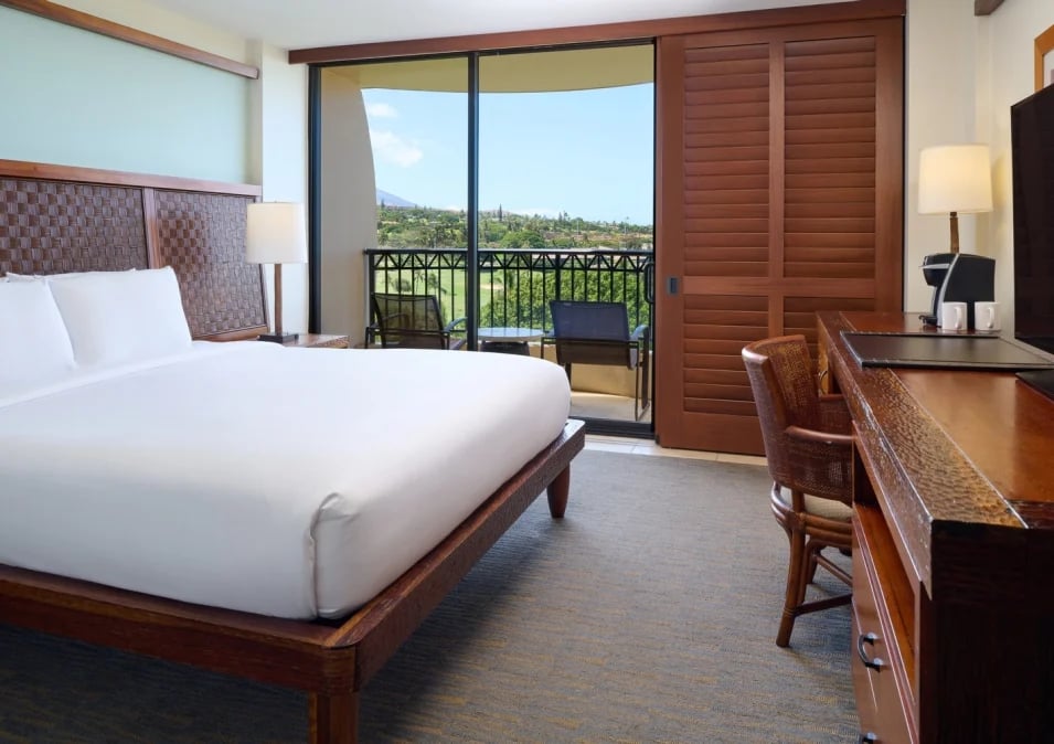 Royal Lahaina Resort & Bungalows, rooms