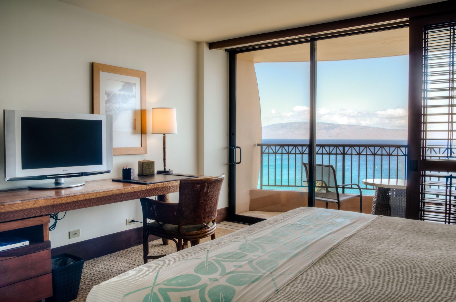 Royal Lahaina Resort & Bungalows, rooms