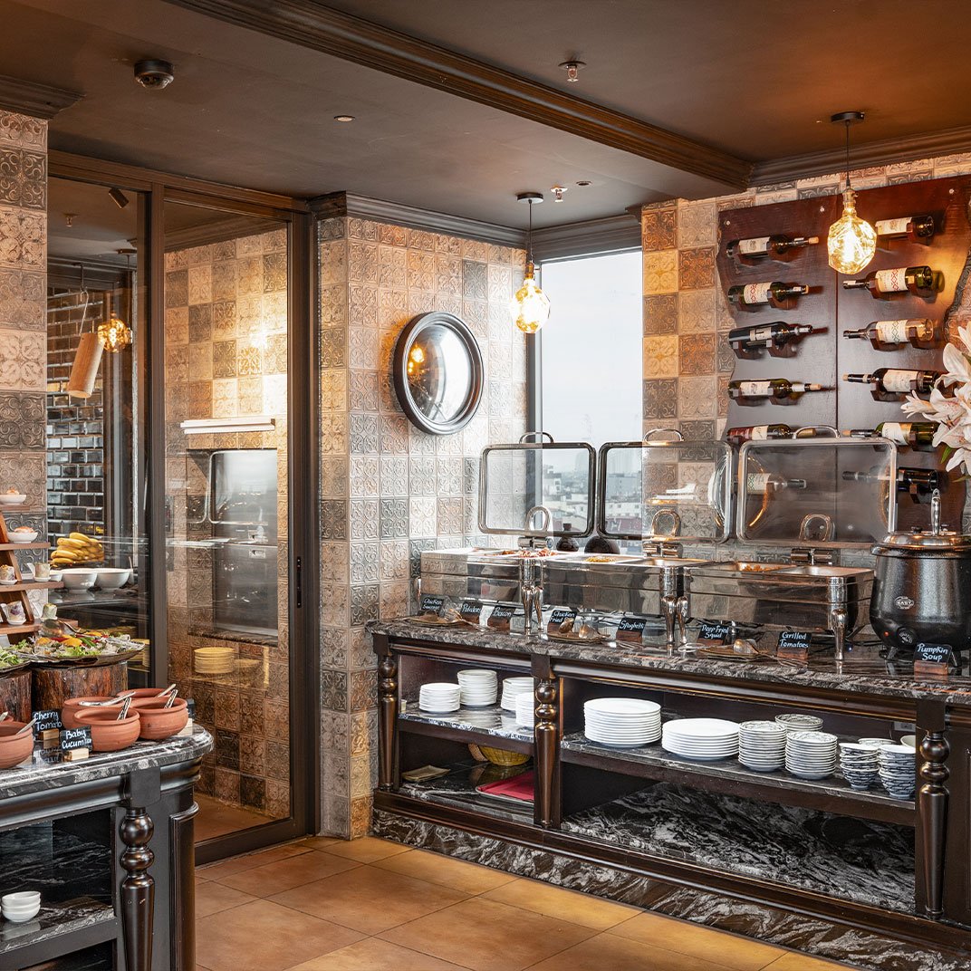 GM Premium Hotel, eat & drink