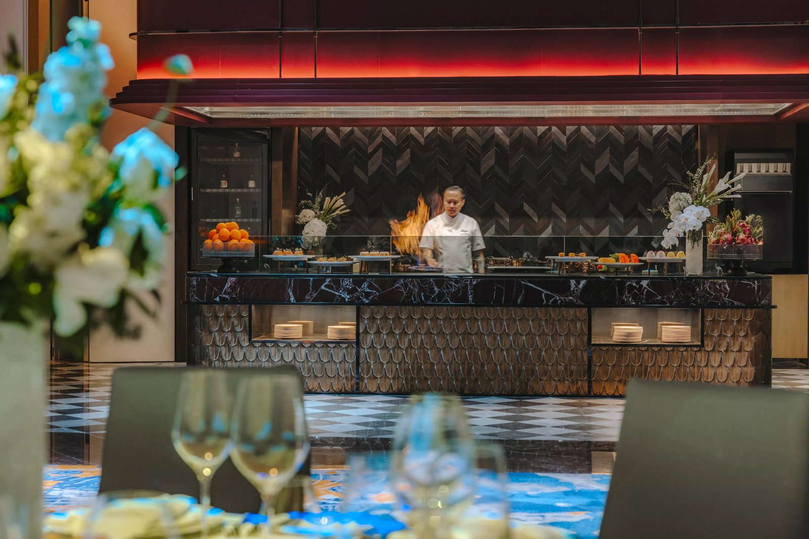 Fairmont Hanoi, eat & drink