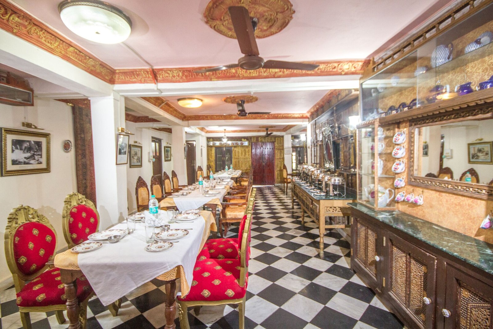 WelcomHeritage Grace Hotel, dining hall