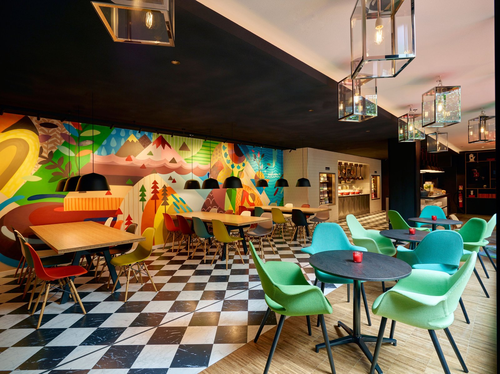 citizenM Paris Gare de Lyon, eat & drink
