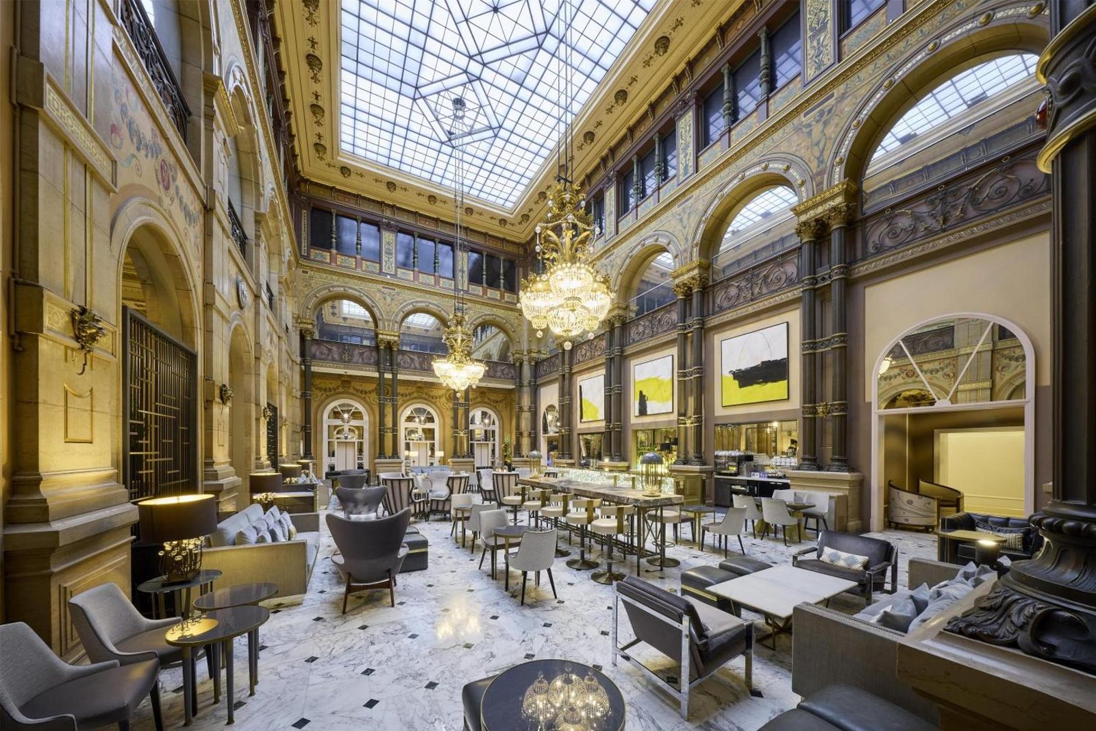Hilton Paris Opera, eat & drink