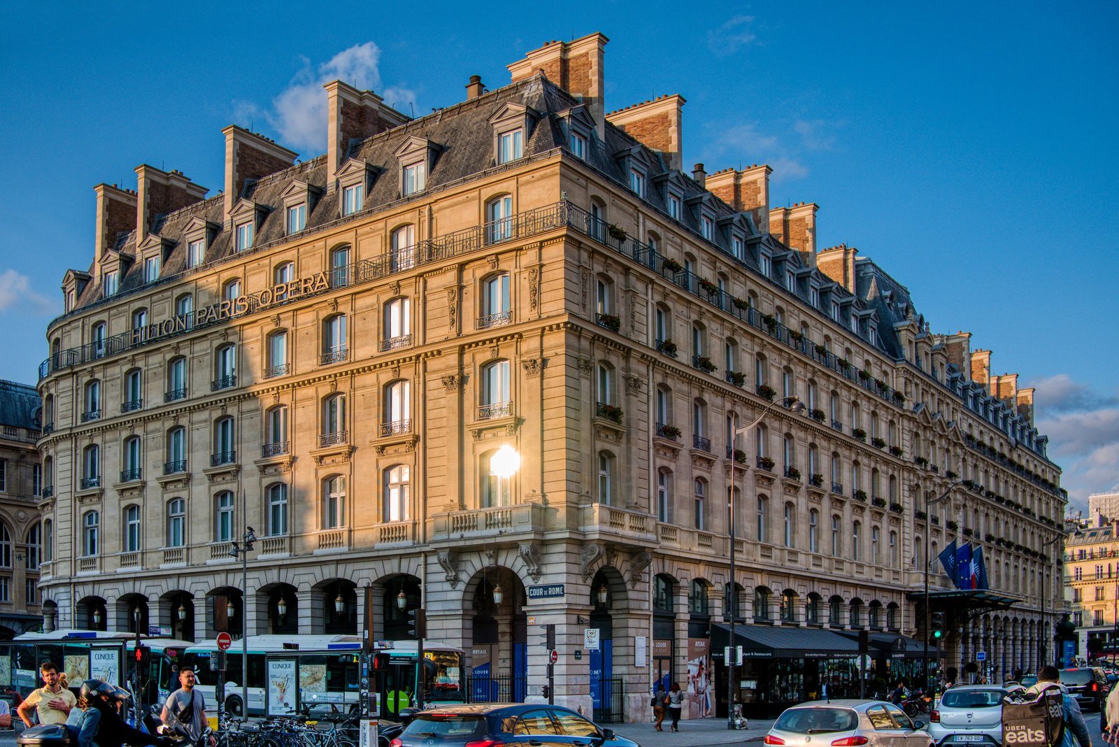 Hilton Paris Opera, backstory