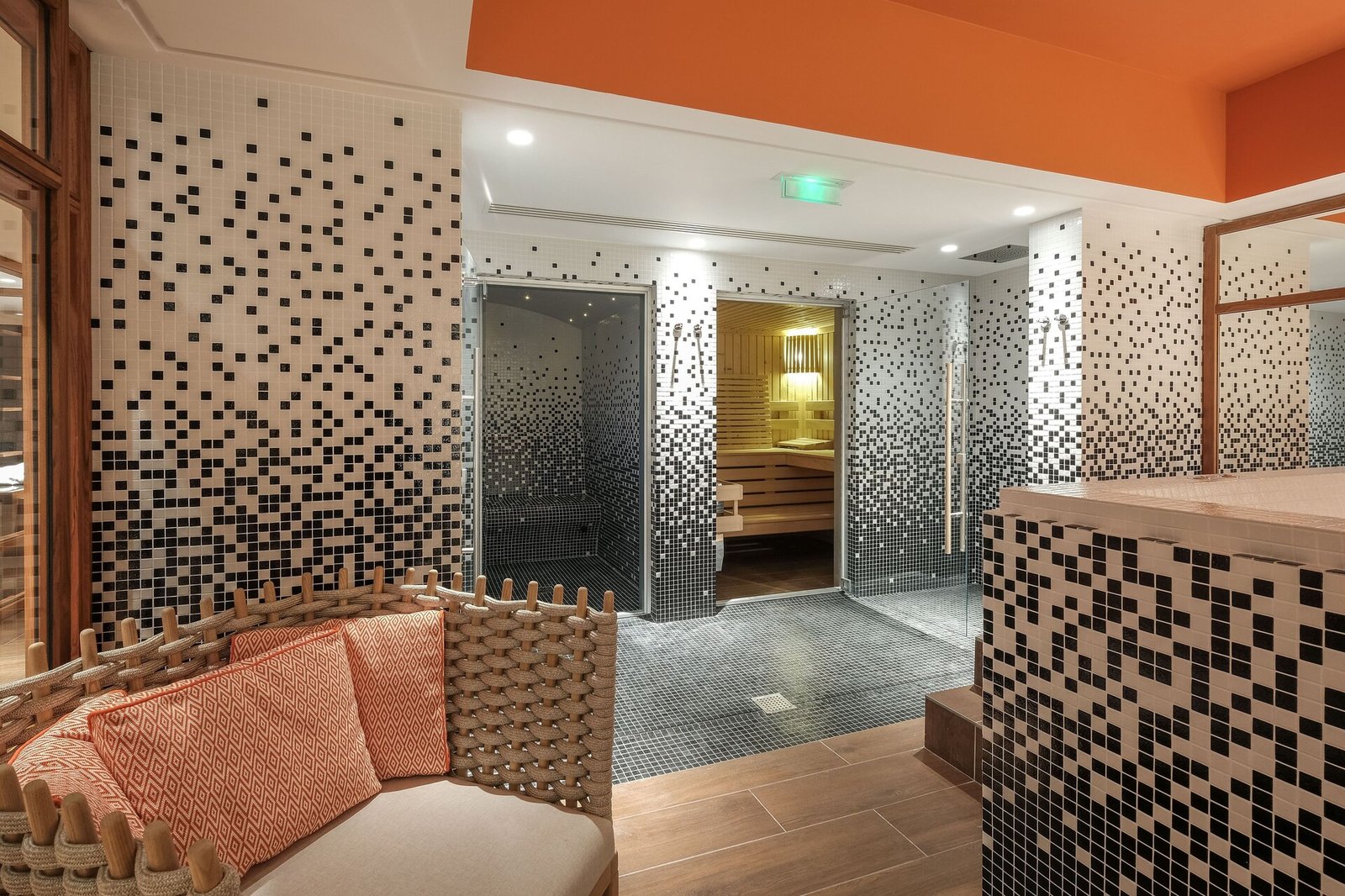Renaissance Paris Republique Hotel, wellness