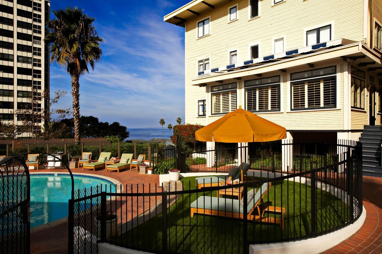 Grande Colonial, the pool