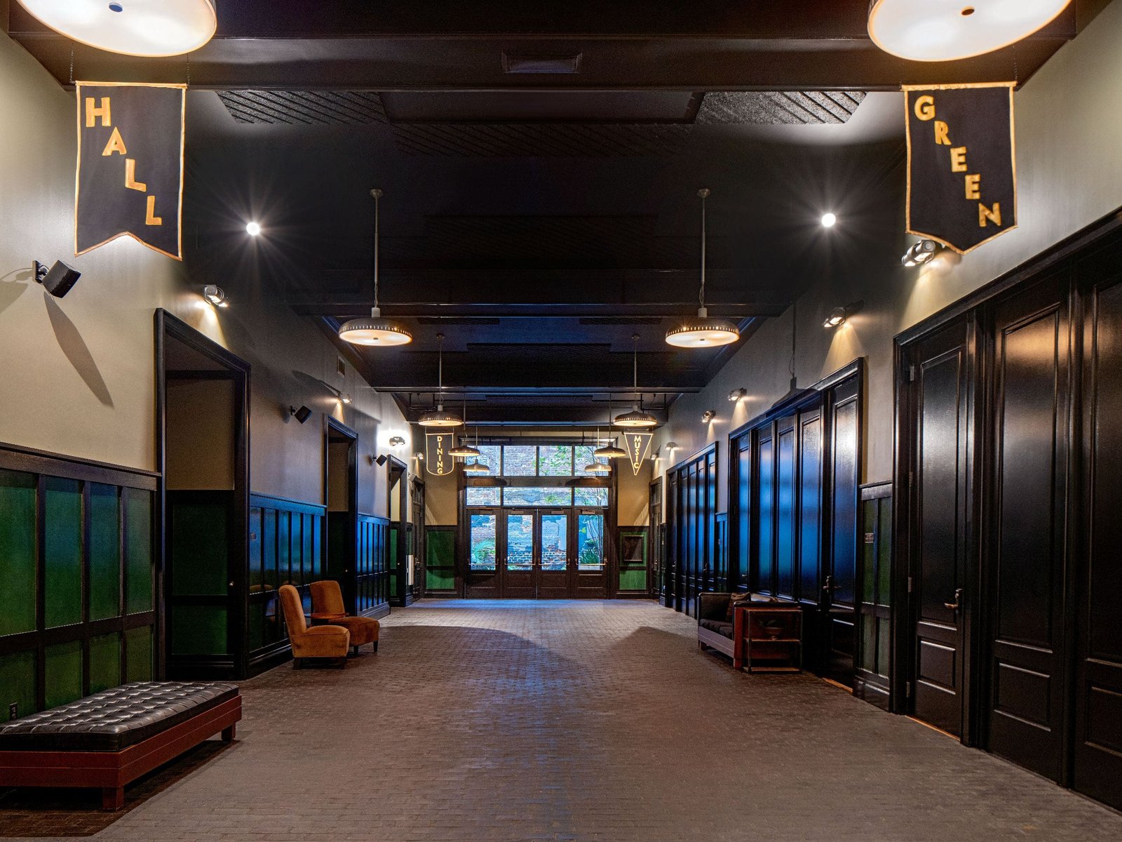 The Barnett - JDV by Hyatt, vibe