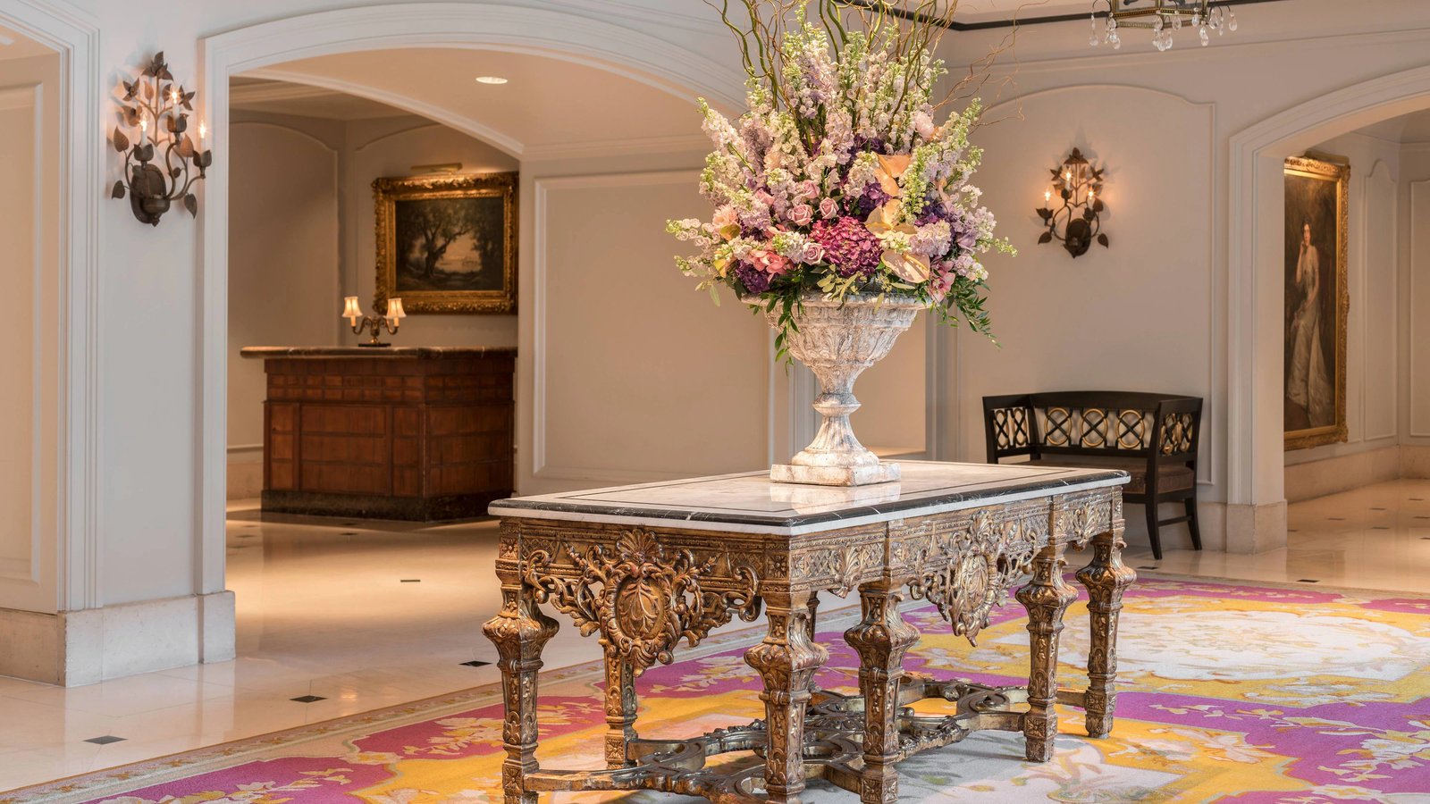 The Ritz-Carlton, New Orleans, vibe