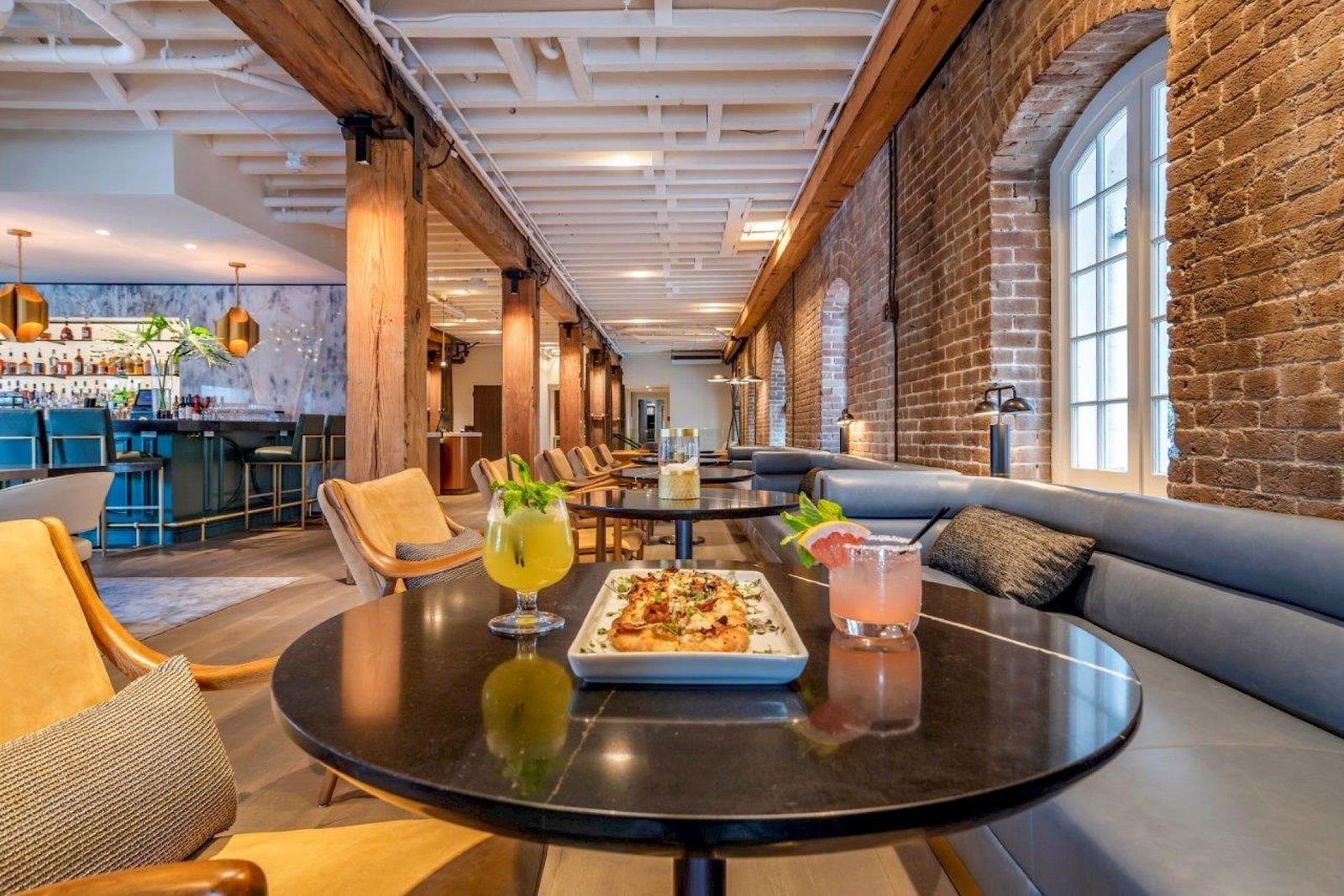 ONE11 Hotel, eat & drink