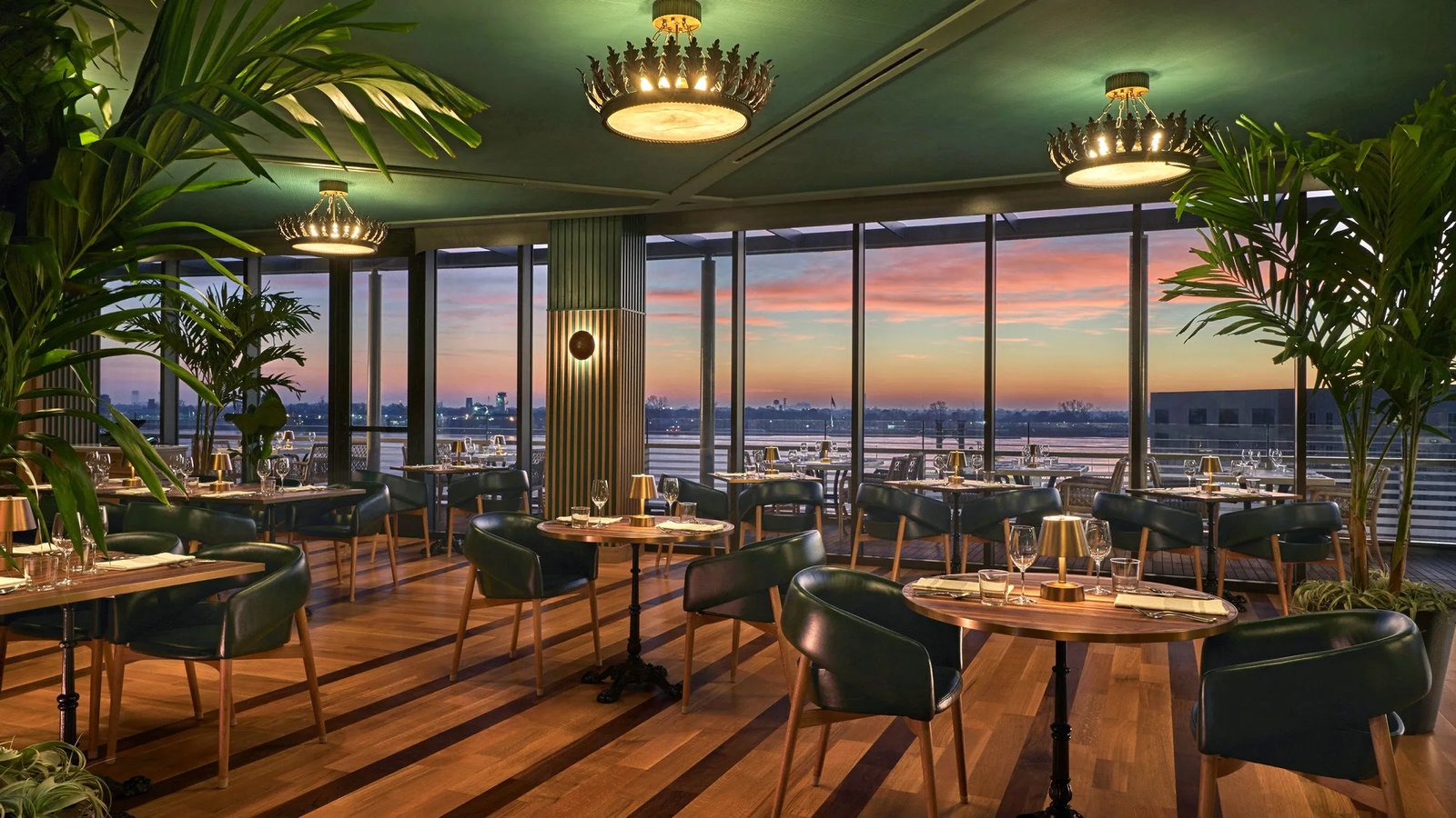 Four Seasons Hotel New Orleans, eat & drink