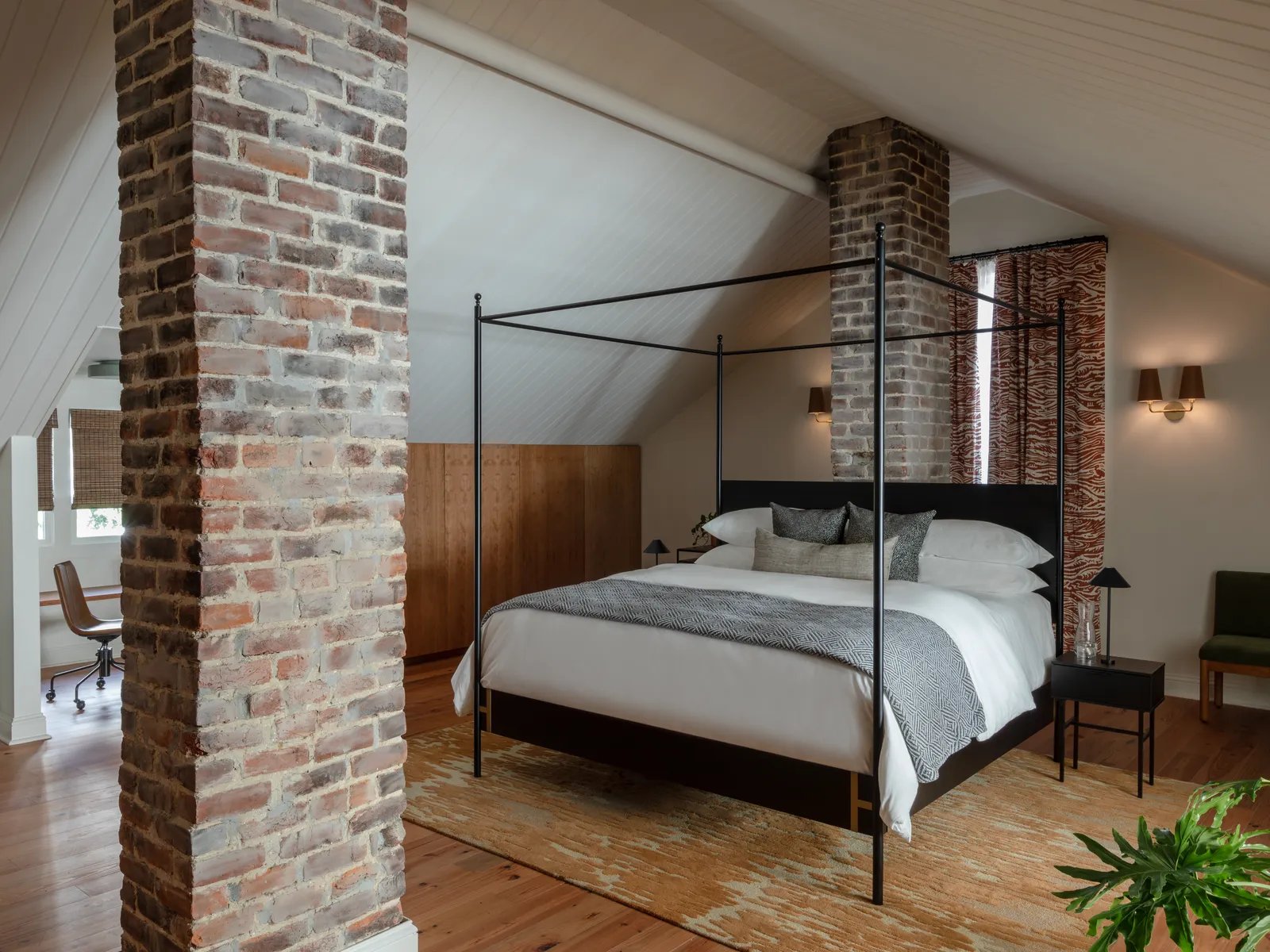 Copper Vine Inn, rooms