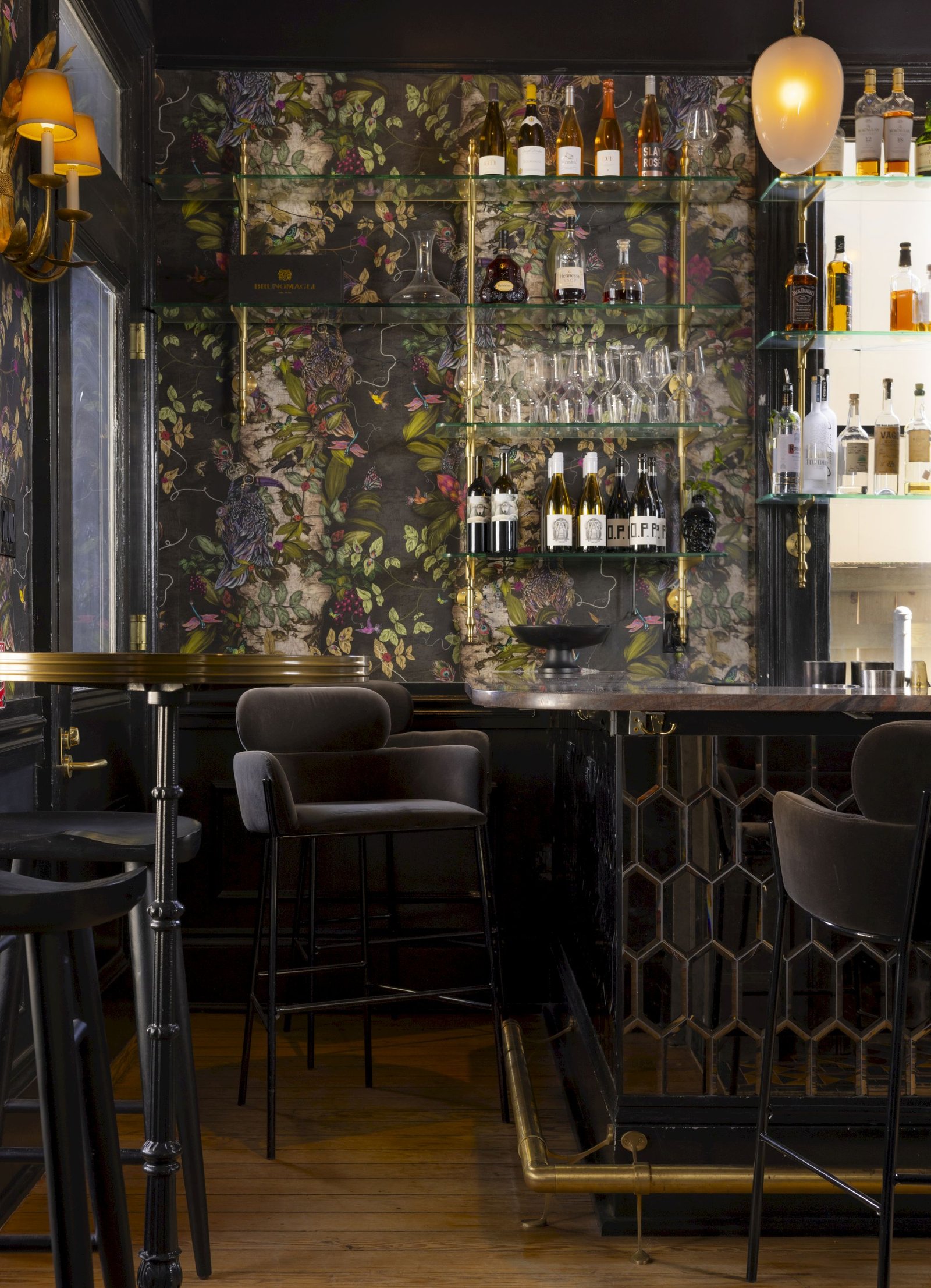 The Blackbird Hotel, eat & drink
