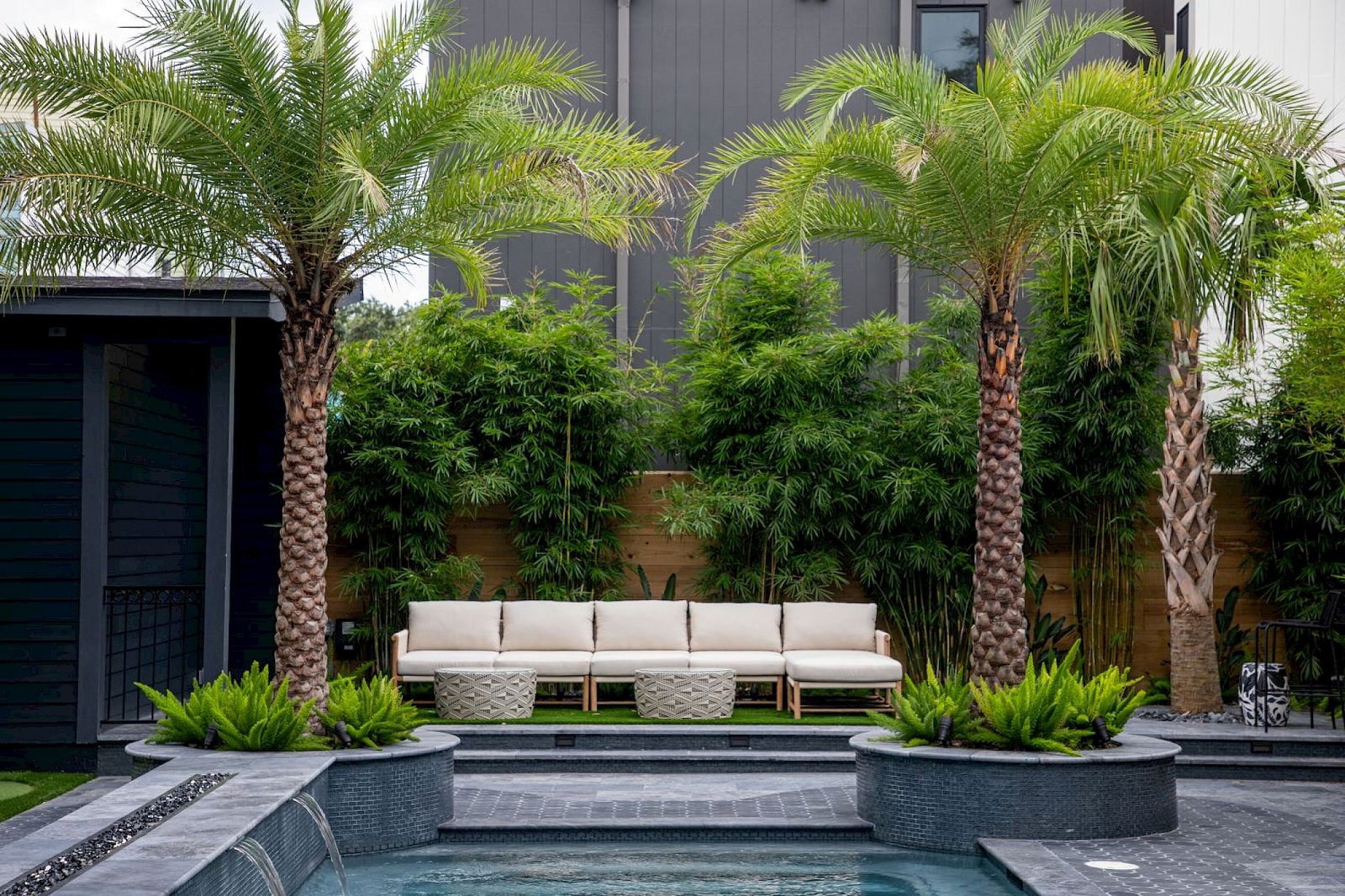 The Blackbird Hotel, the pool