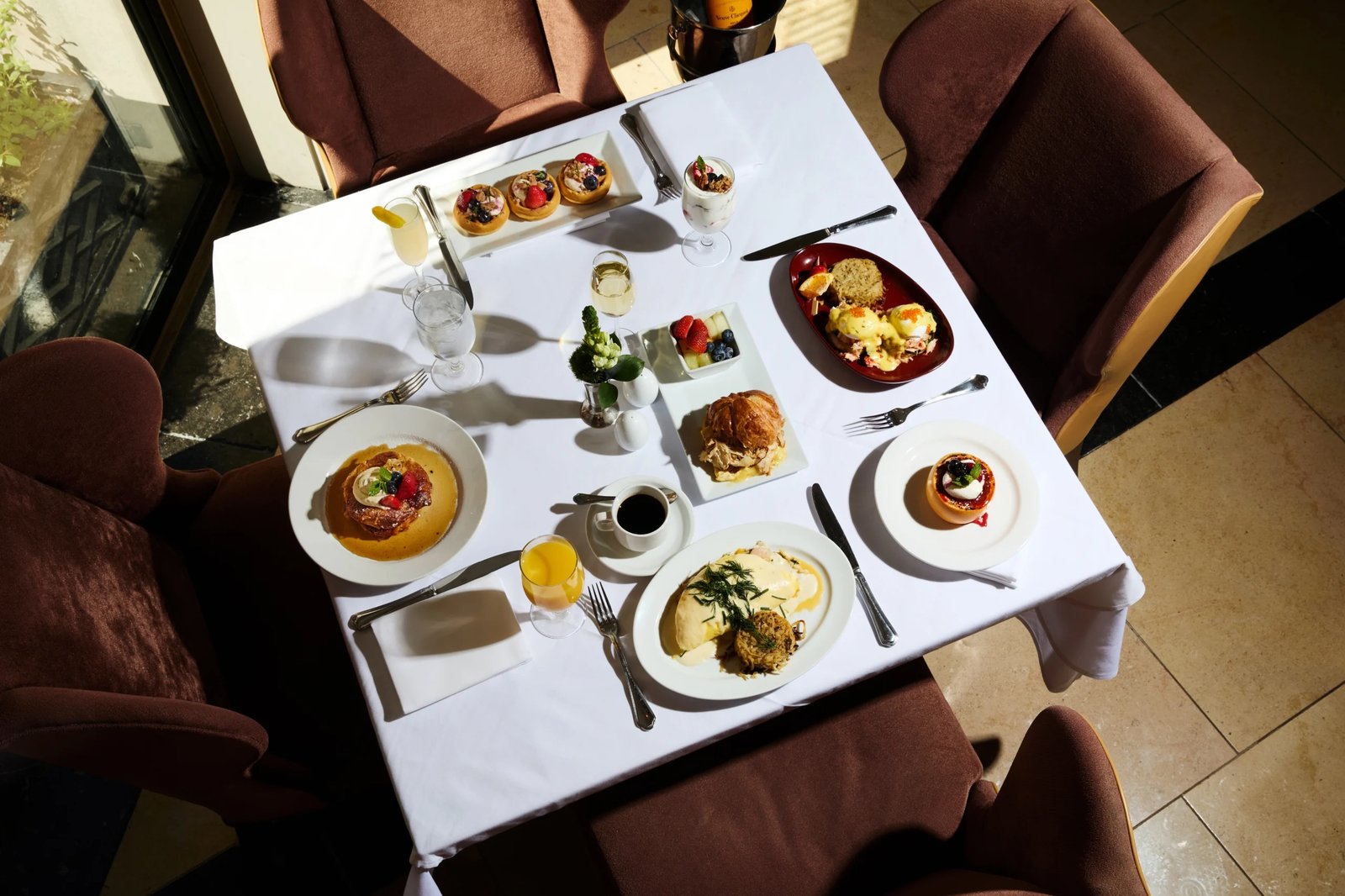 Hotel Monteleone, at the table