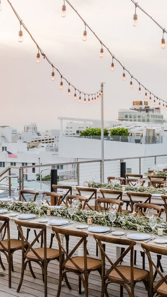 The Betsy Hotel, vibe