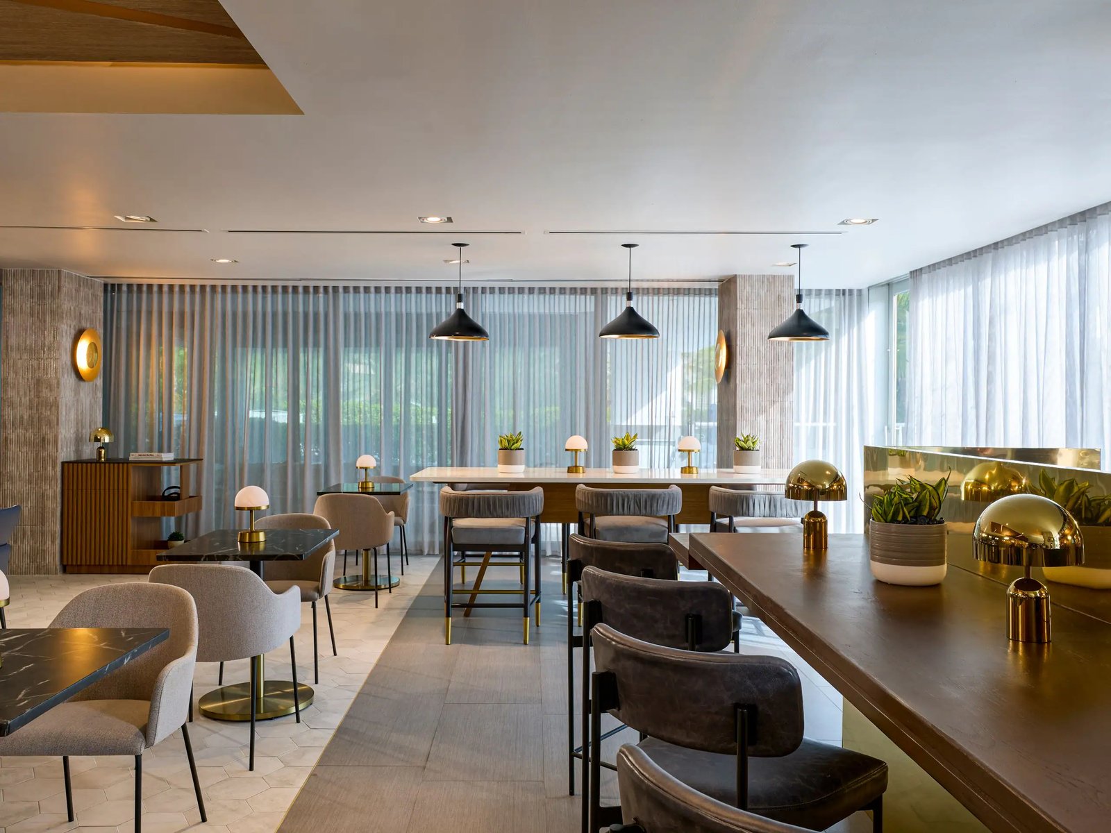 Hyatt Centric South Beach Miami, eat & drink