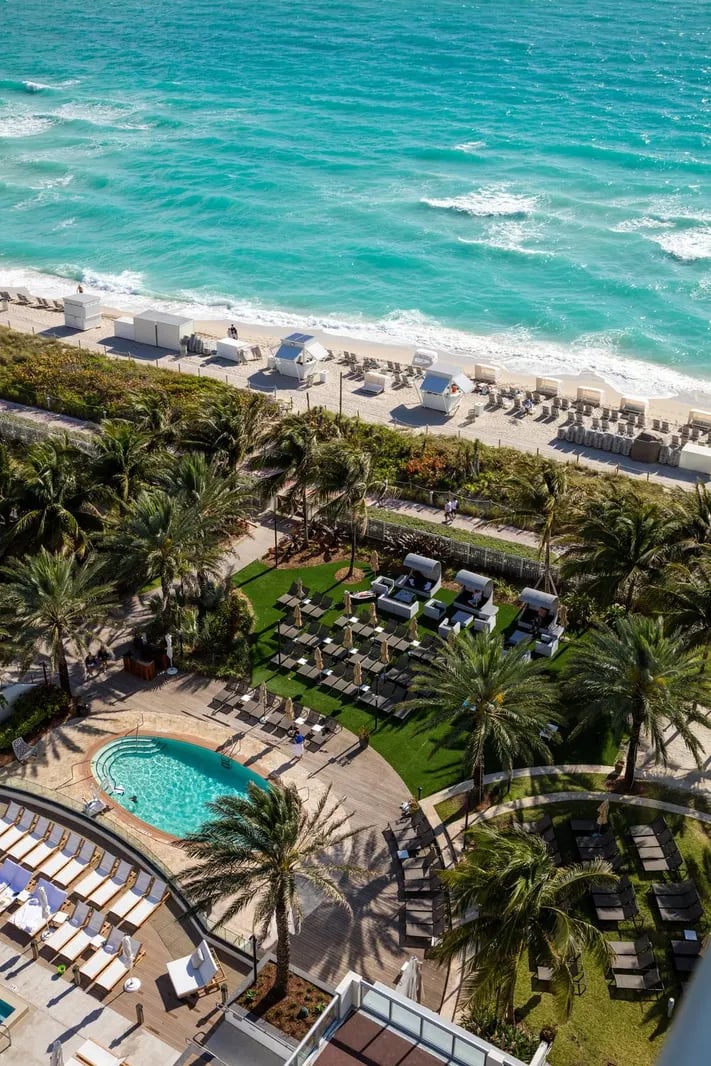 Nobu Hotel Miami Beach, vibe