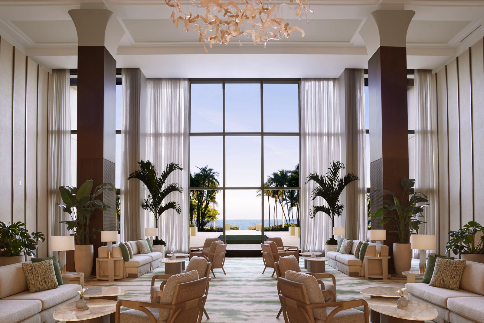 The Ritz-Carlton Key Biscayne, Miami, vibe
