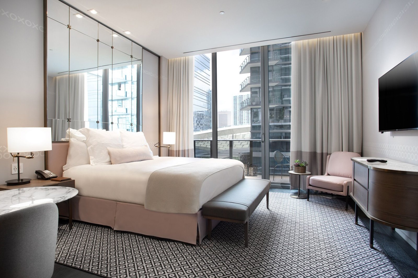 SLS LUX Brickell, rooms