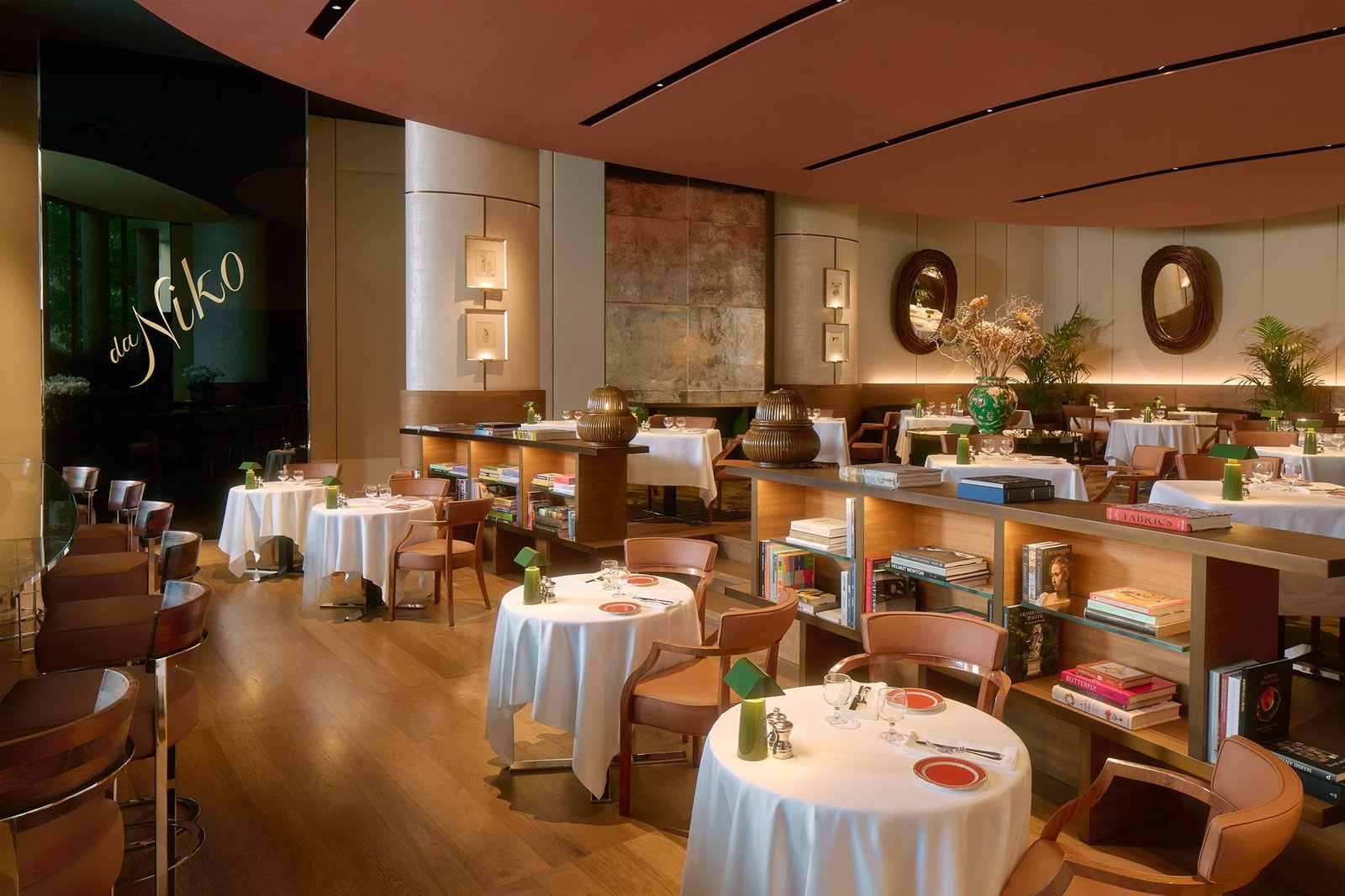 SLS LUX Brickell, eat & drink