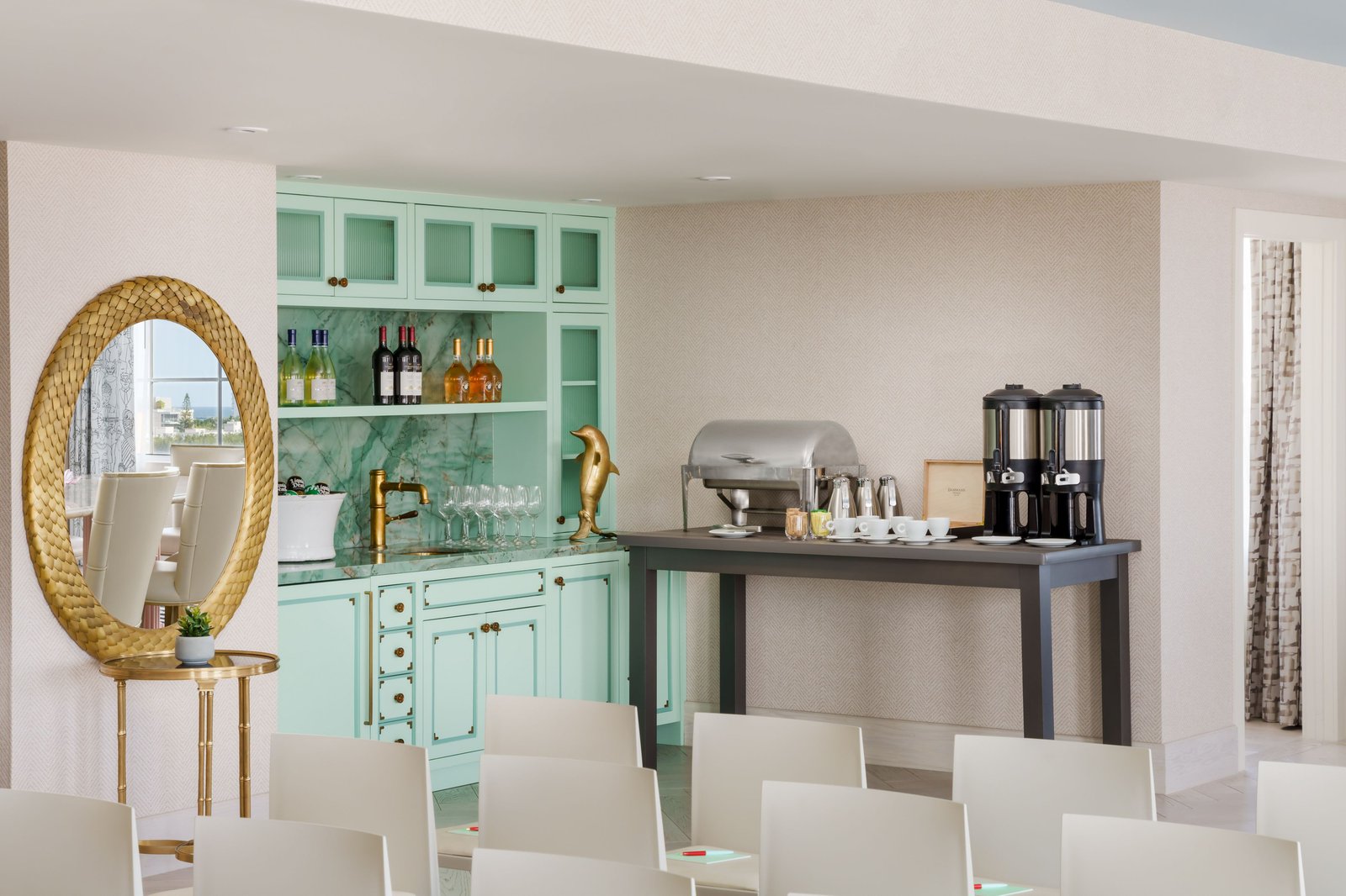 the goodtime hotel, Miami Beach, a Tribute Portfolio Hotel, eat & drink