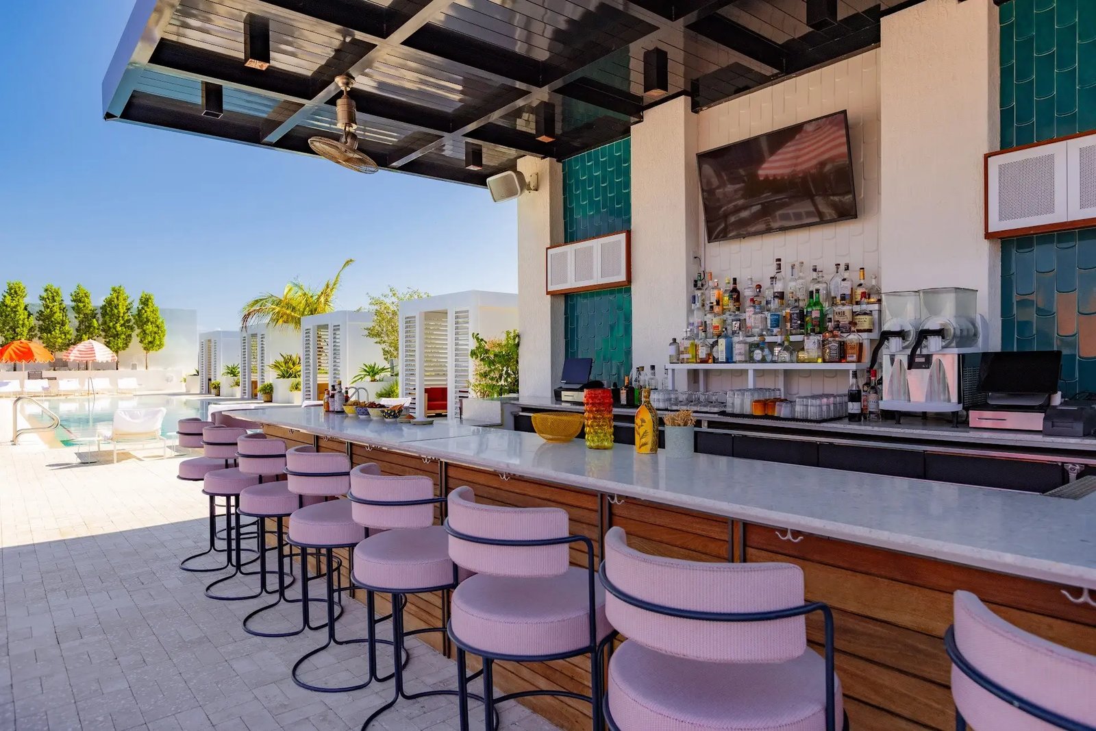 Arlo Wynwood, eat & drink