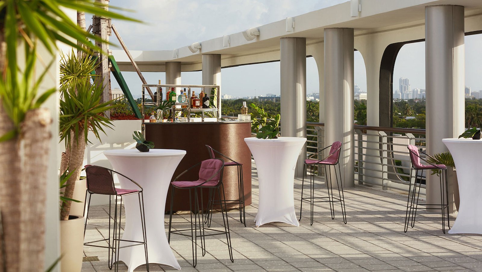 Kimpton Hotel Palomar South Beach, eat & drink