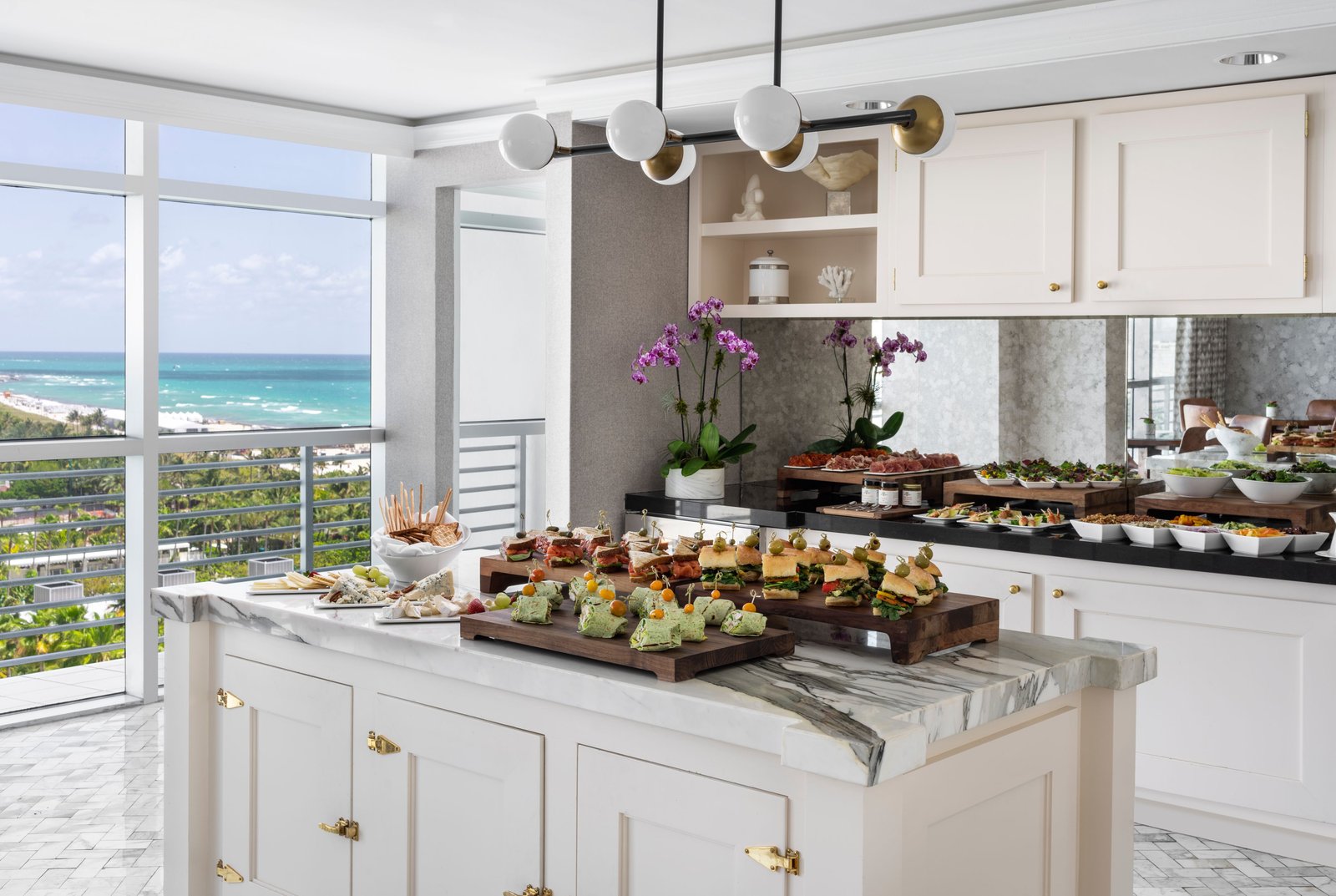 The Ritz-Carlton, South Beach, eat & drink