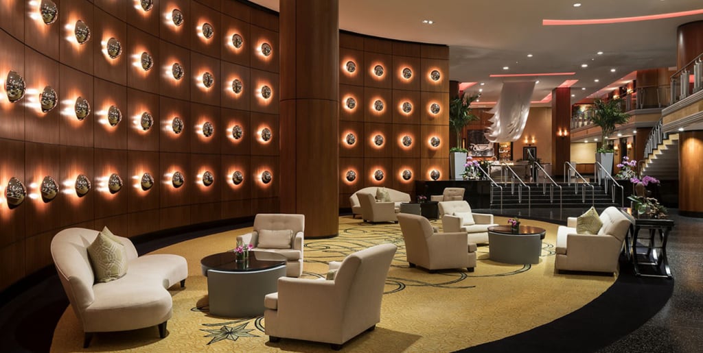 The Ritz-Carlton, South Beach, vibe