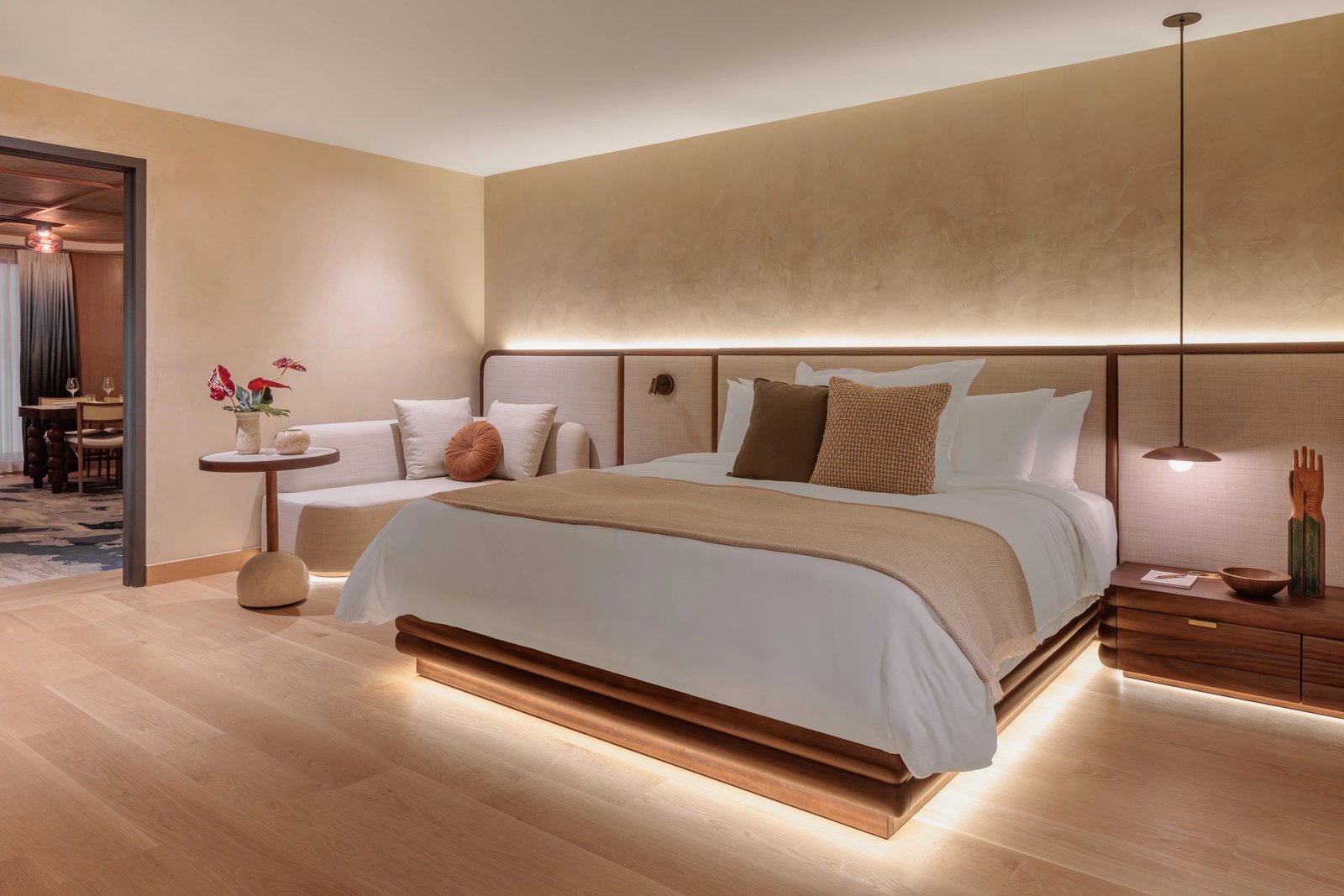 The Moore, rooms