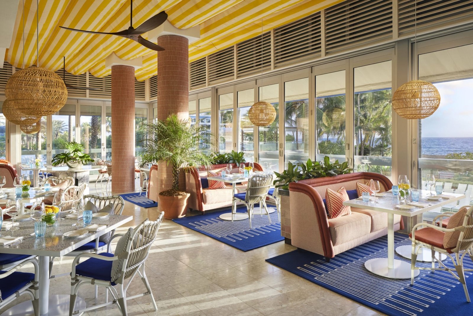 Fontainebleau Miami Beach, eat & drink