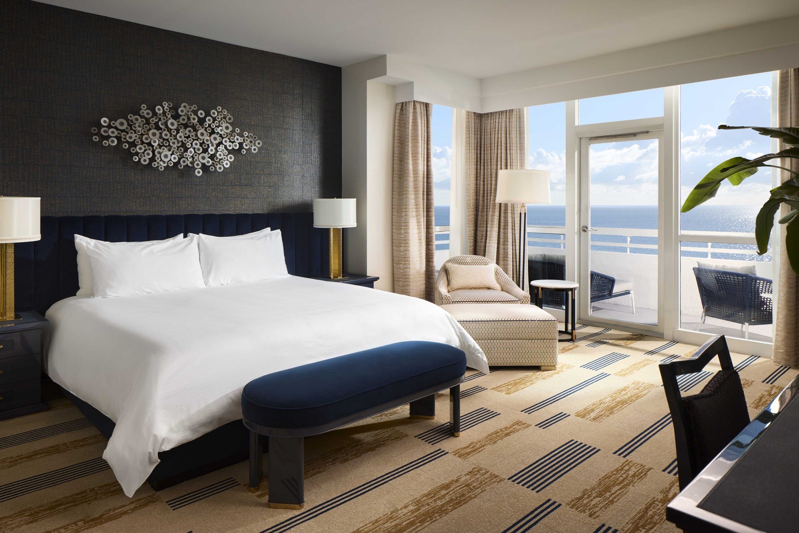 Fontainebleau Miami Beach, rooms