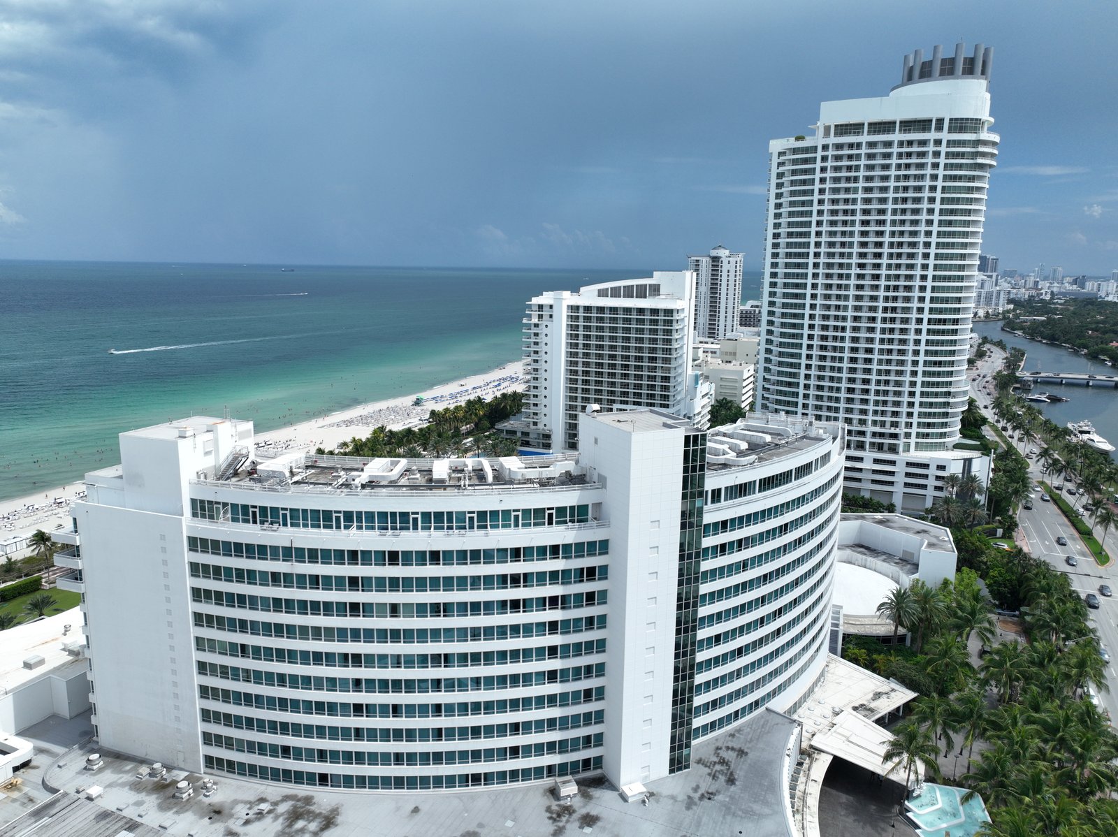 Fontainebleau Miami Beach, backstory