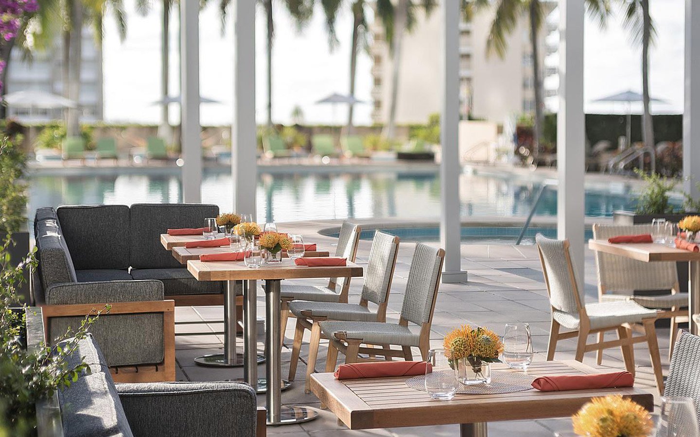 Four Seasons Hotel Miami, eat & drink