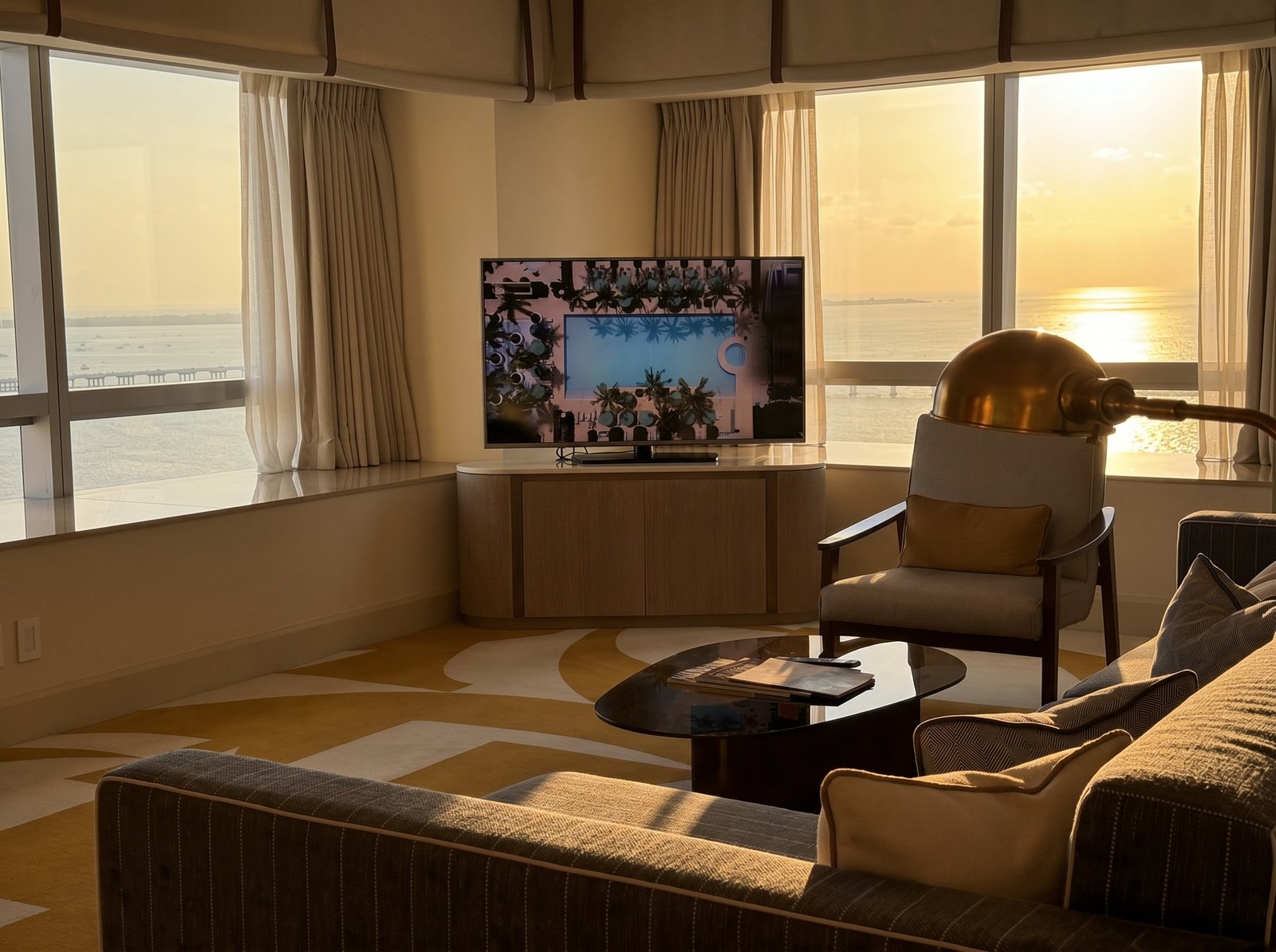 Four Seasons Hotel Miami, rooms
