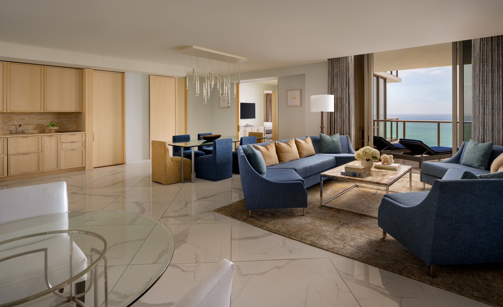 The St. Regis Bal Harbour Resort, rooms