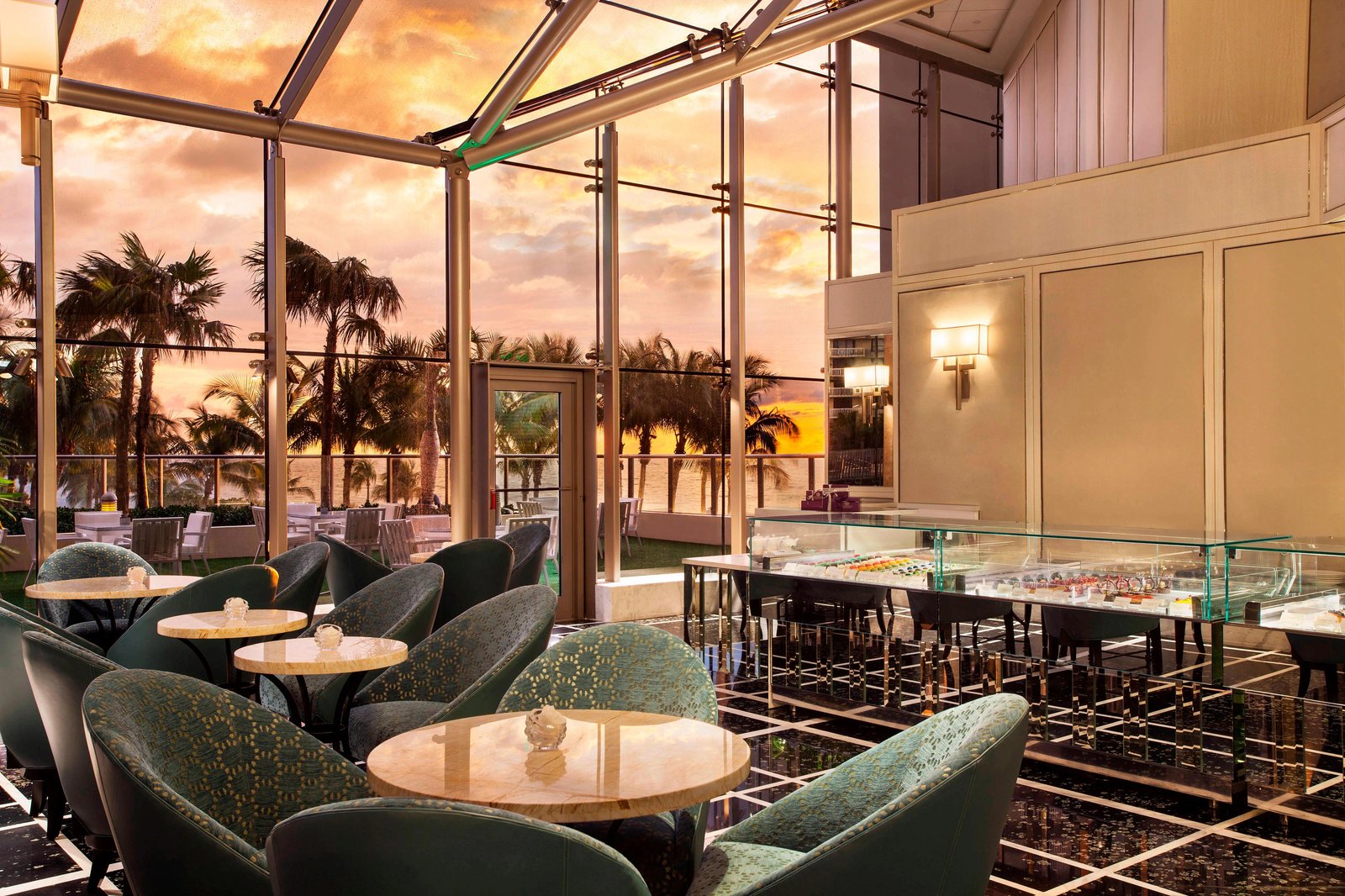 The St. Regis Bal Harbour Resort, eat & drink