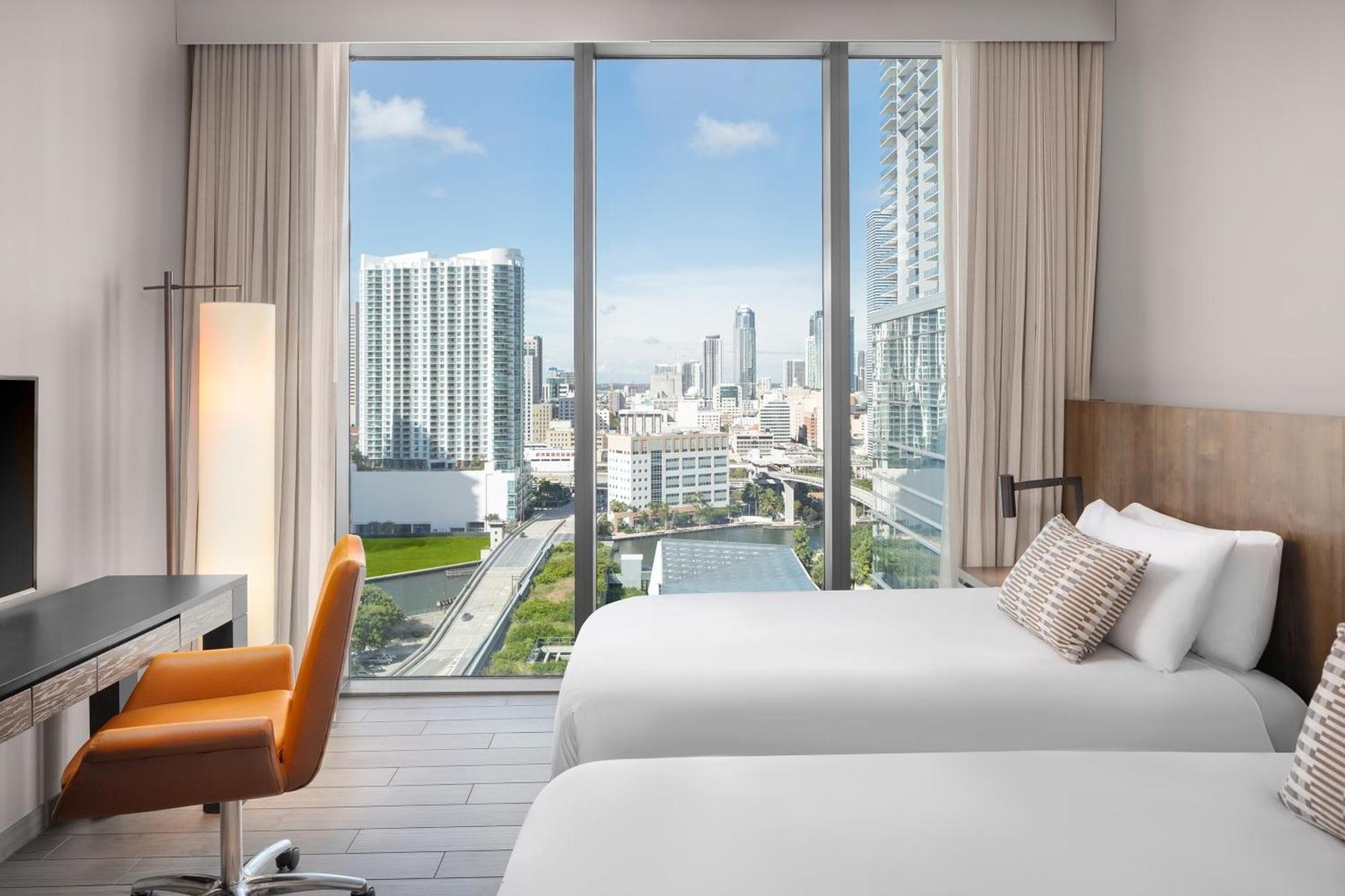 EAST Miami, rooms