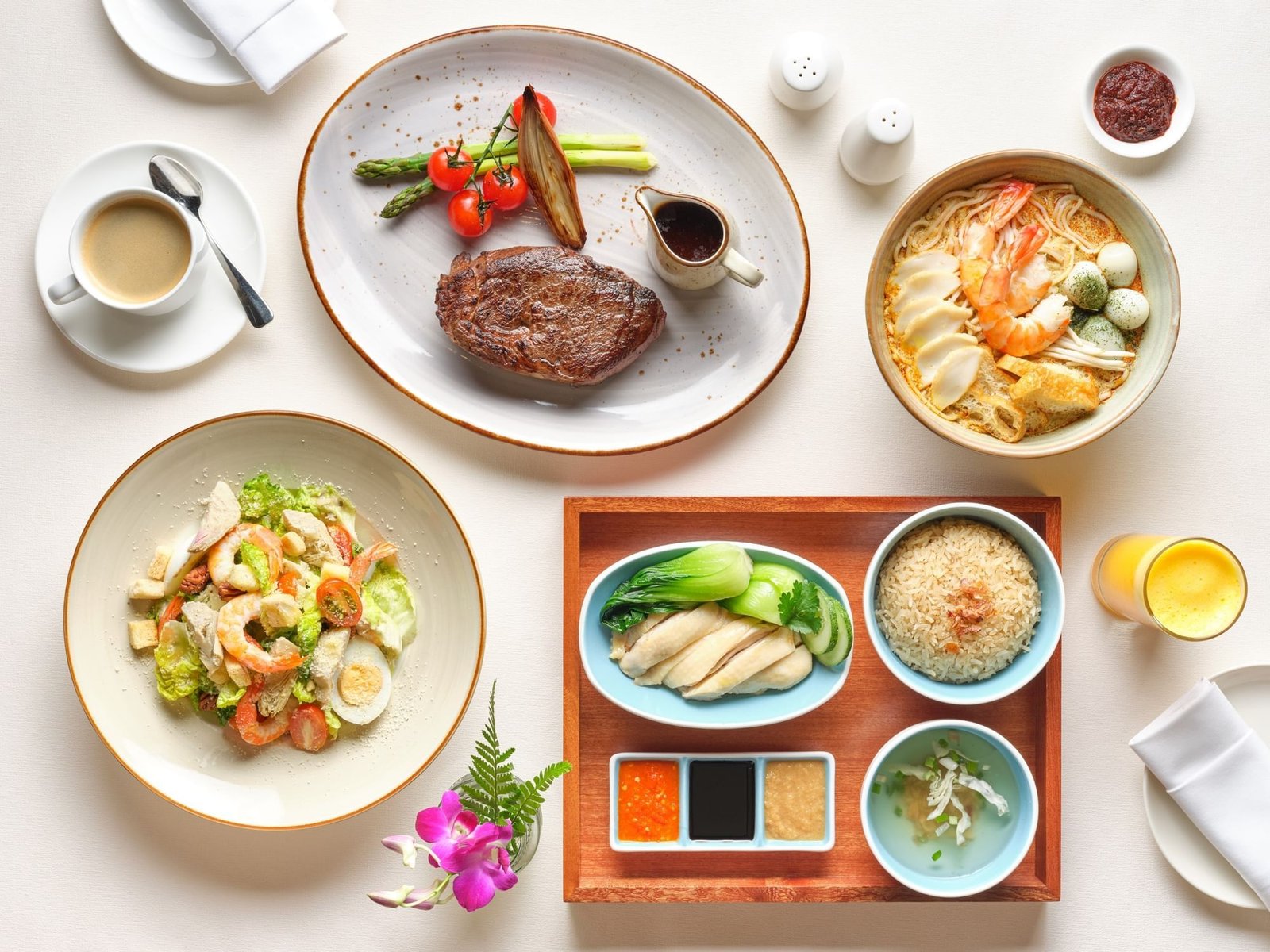 The Fullerton Hotel Singapore — eat & drink